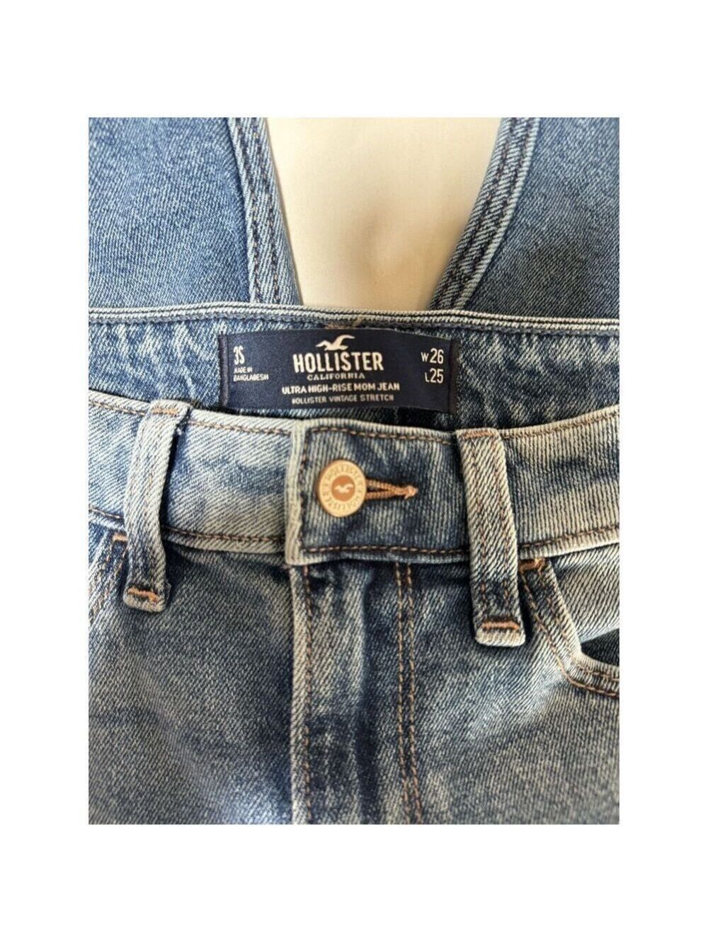 Hollister Mom Jeans - Picture 3 of 3